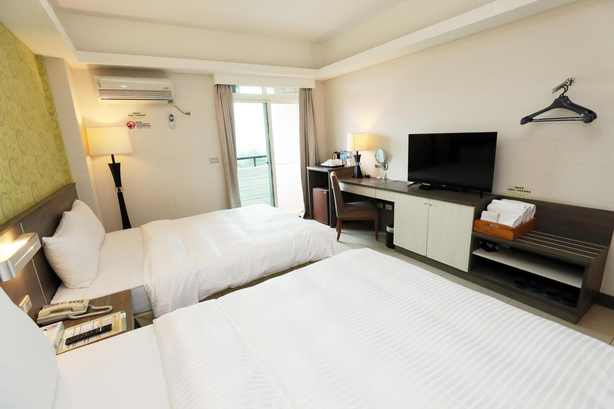 Hoya Resort Hotel Chiayi Exterior photo