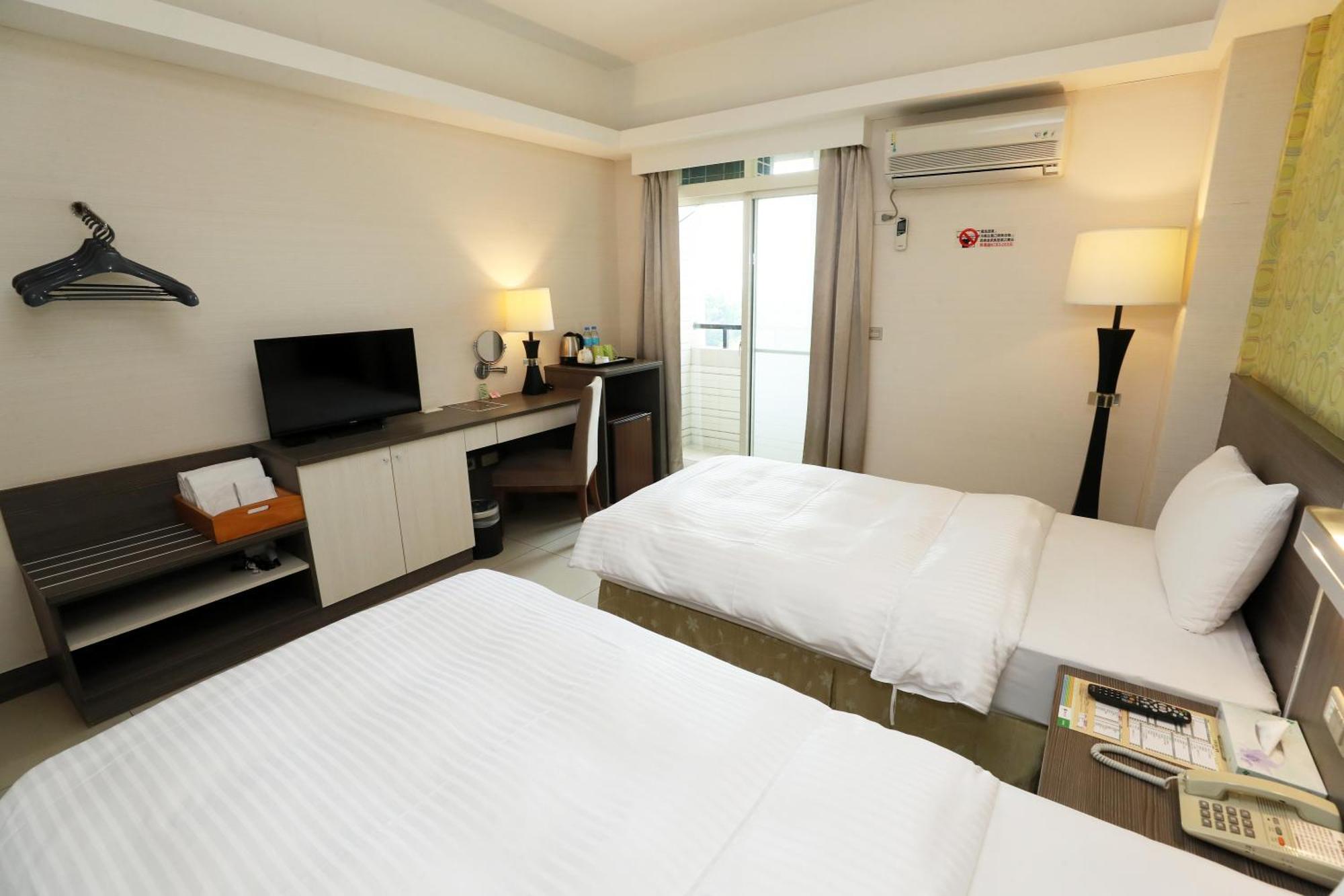 Hoya Resort Hotel Chiayi Exterior photo